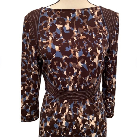 BCBG MAXAZRIA Criss Cross Stretch Dress Flatter - Picture 1 of 6